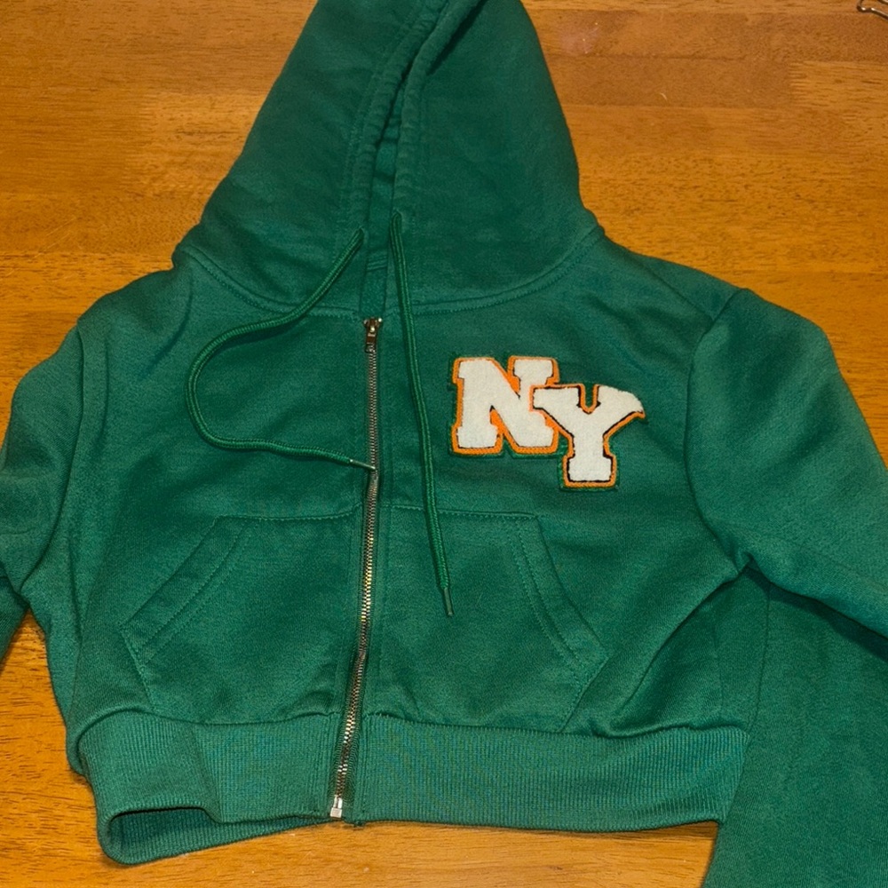 Women’s Cropped Zip-Up